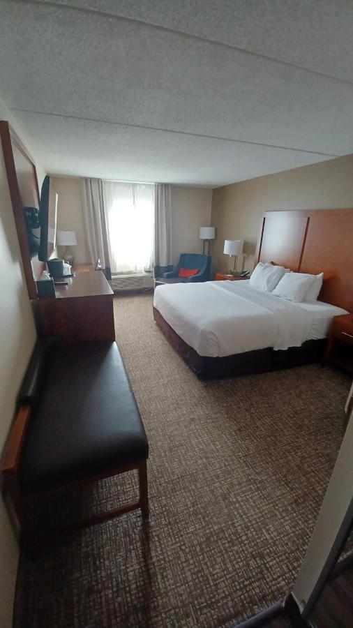 Hotel Wingate By Wyndham Pittsburgh New Stanton